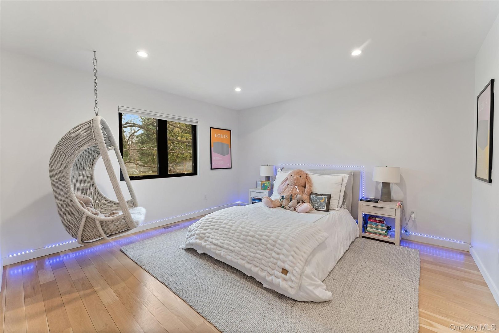 7 Windsong Road Photo 16