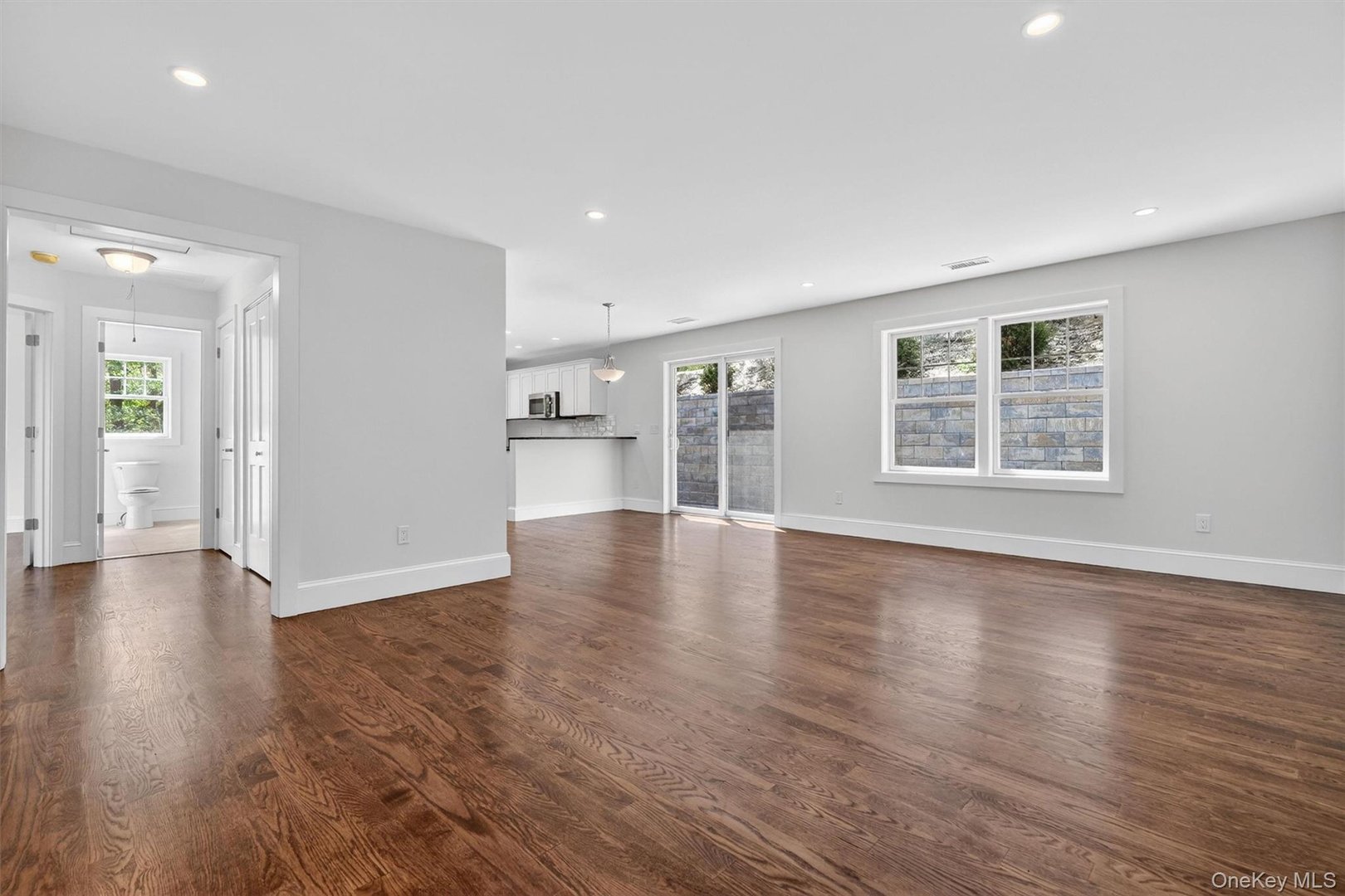 23 Nordica Drive Photo 6