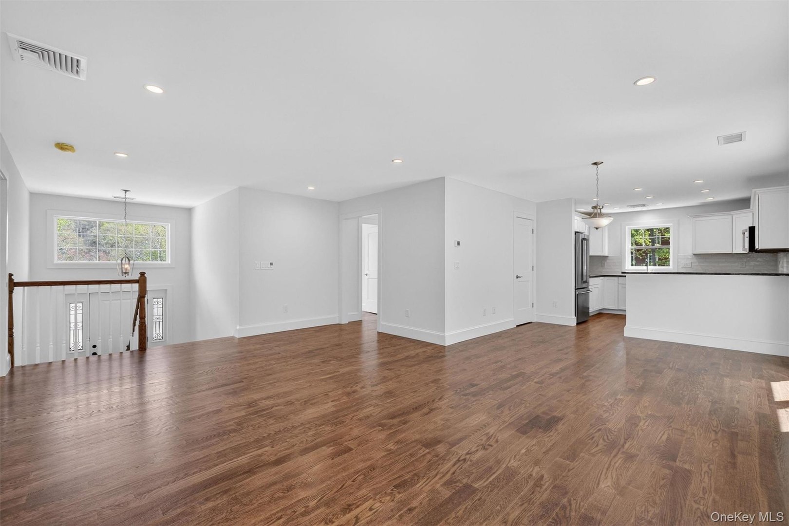 23 Nordica Drive Photo 5