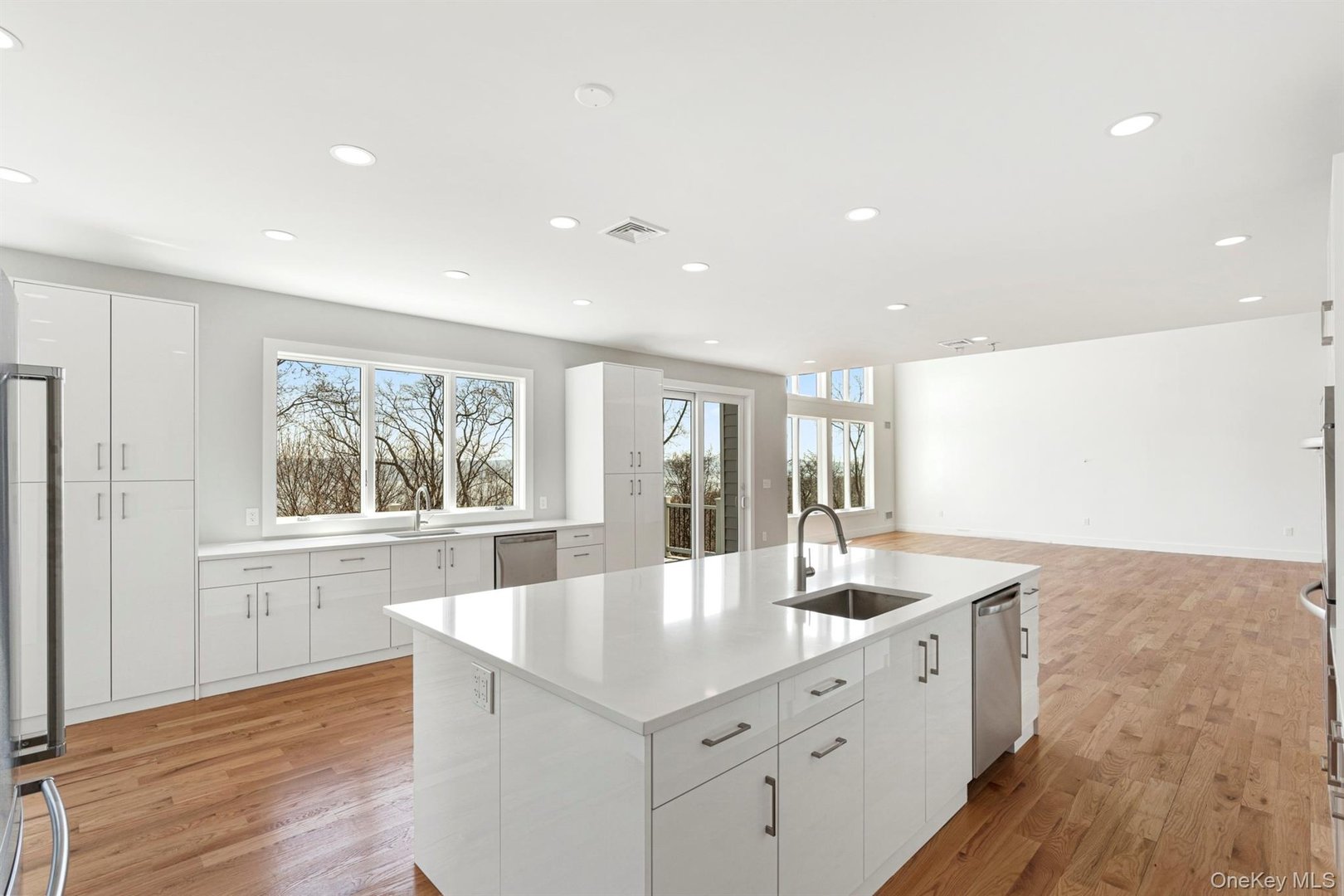 199 Tweed Boulevard Photo 13