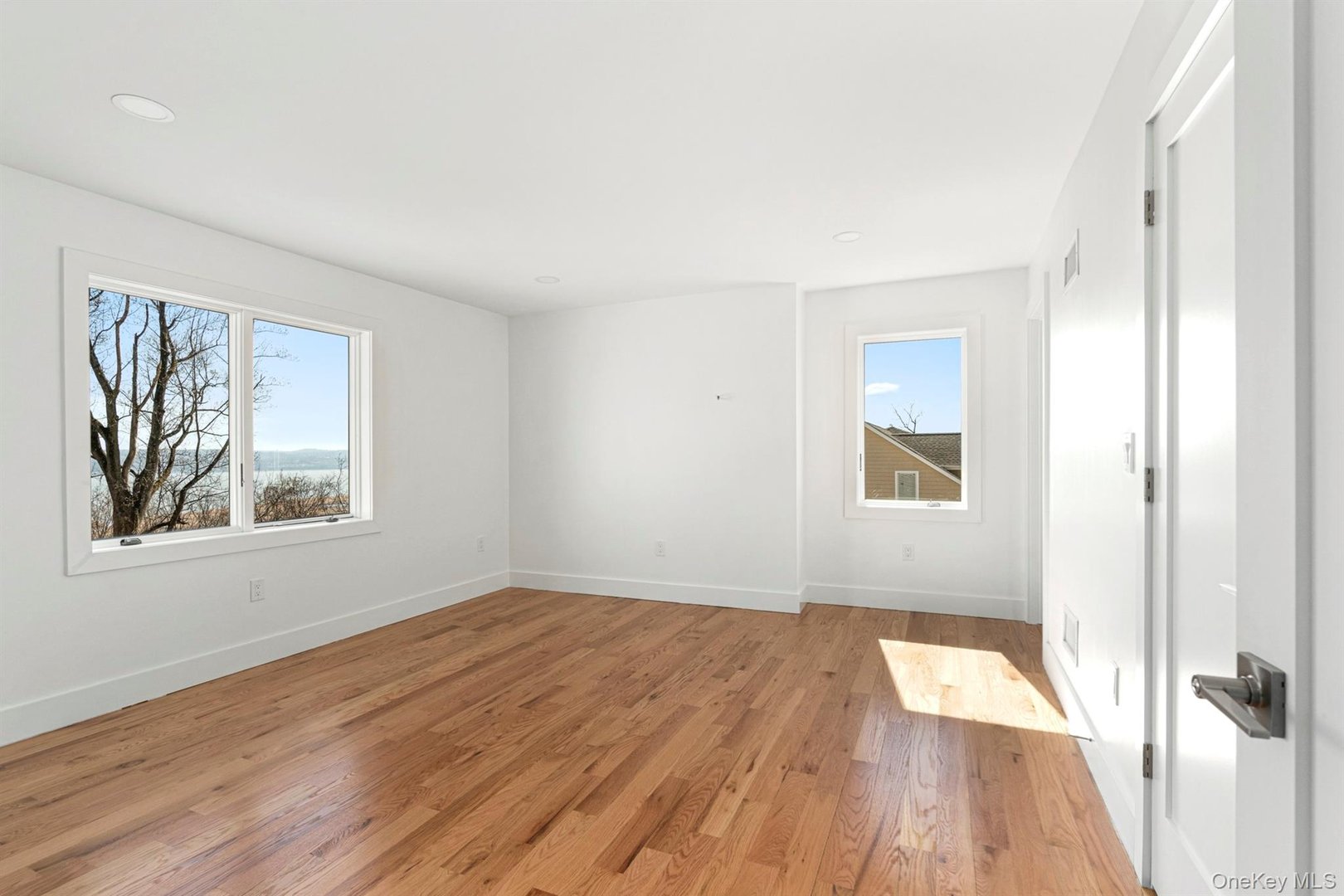 199 Tweed Boulevard Photo 32