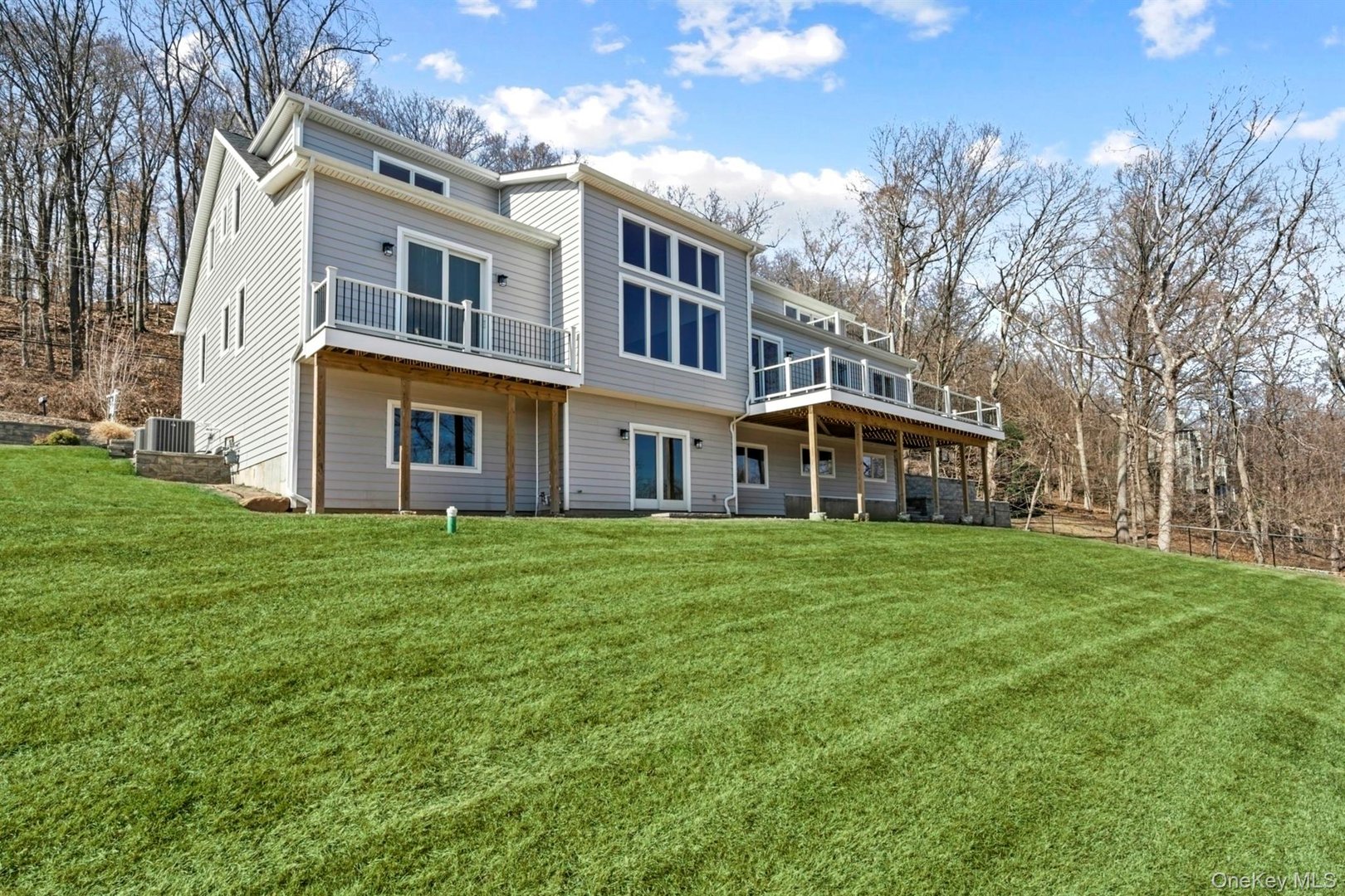 199 Tweed Boulevard Photo 10