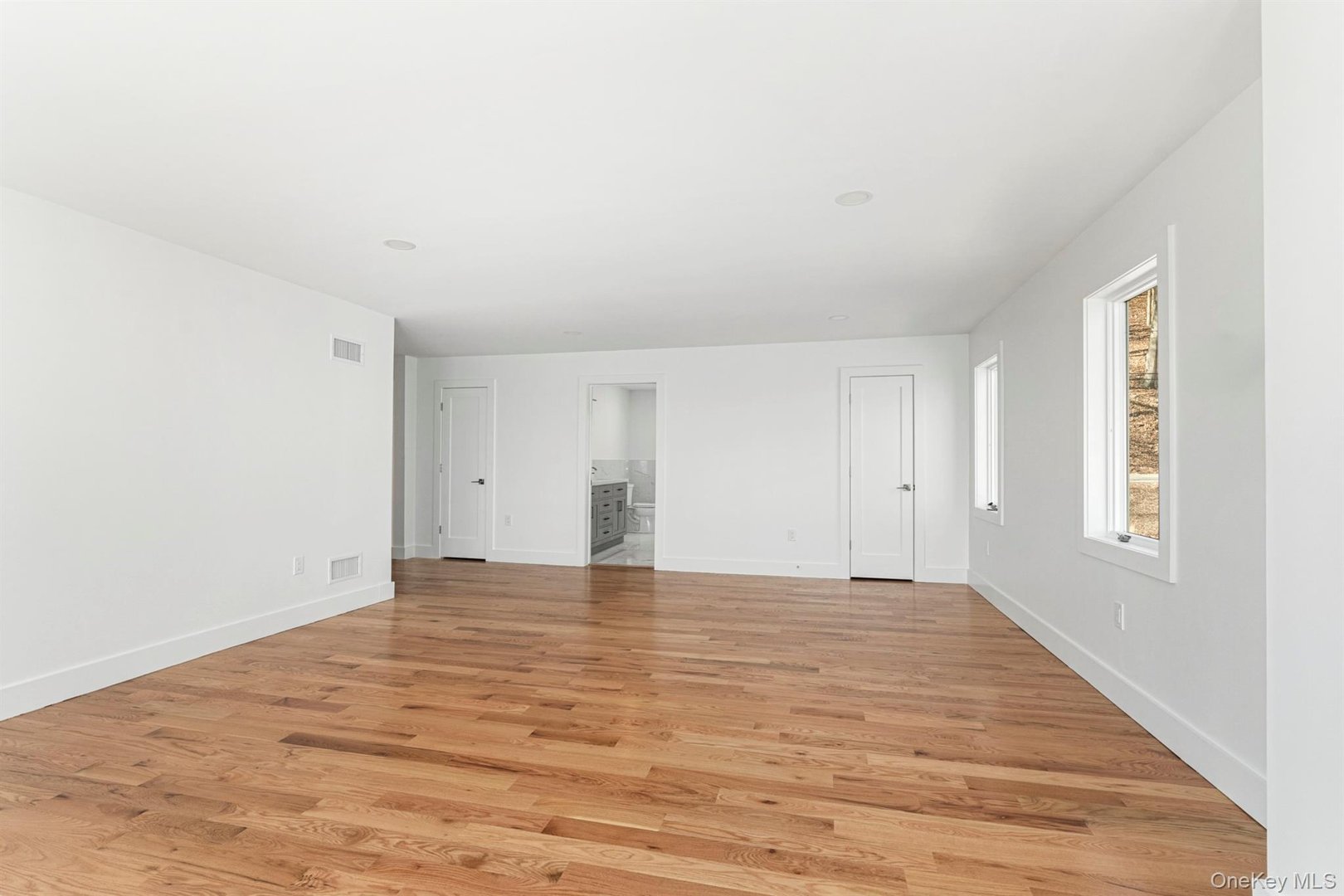 199 Tweed Boulevard Photo 27