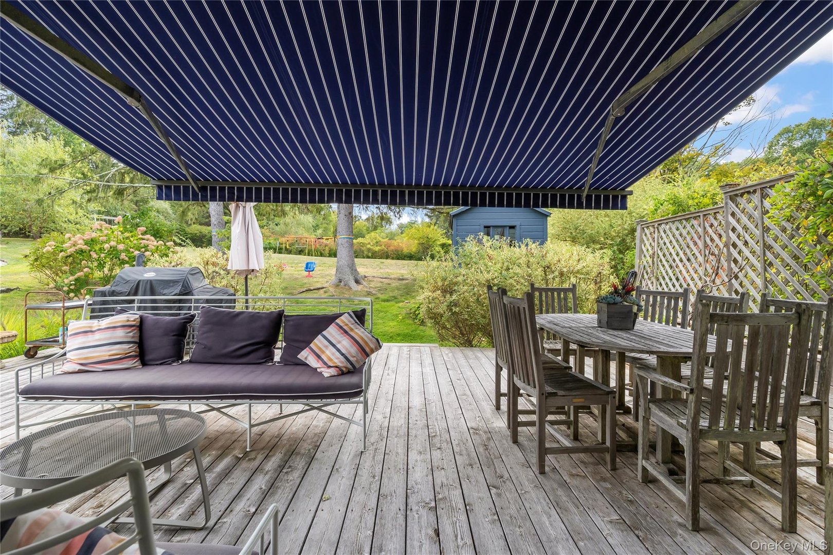 381 Northern Boulevard Photo 23