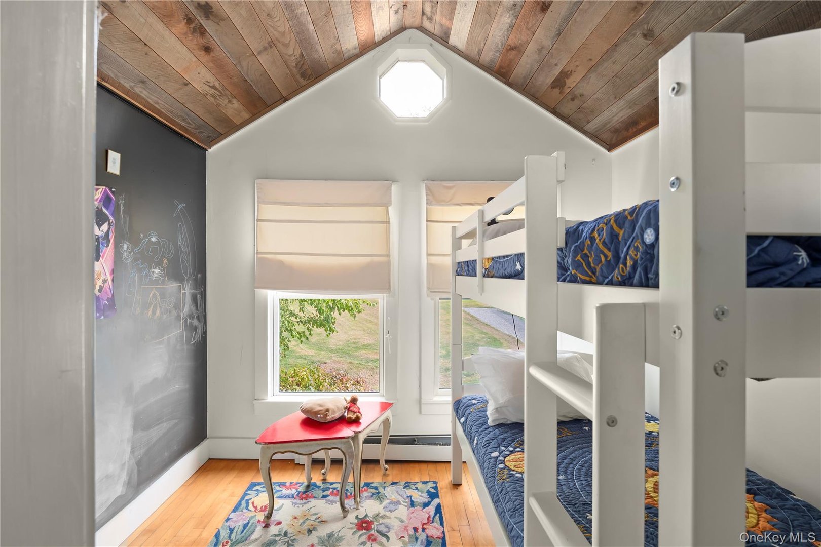 381 Northern Boulevard Photo 18