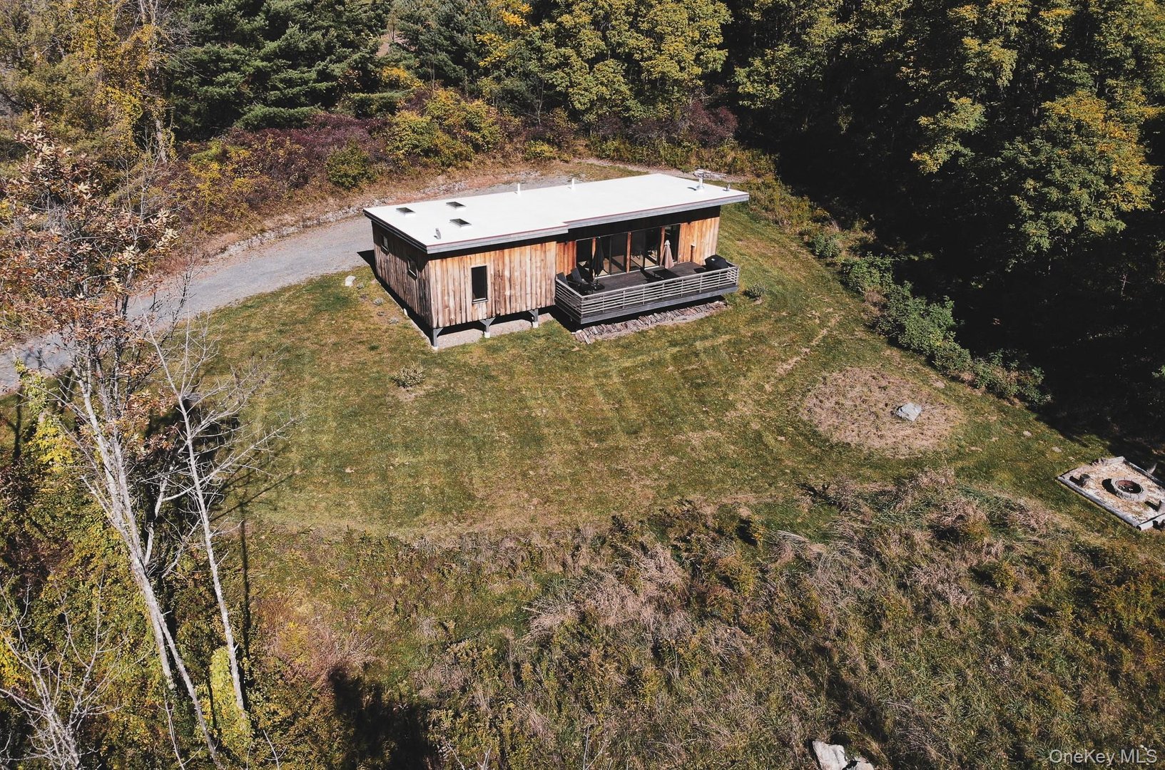 12 Reed Road Photo 3