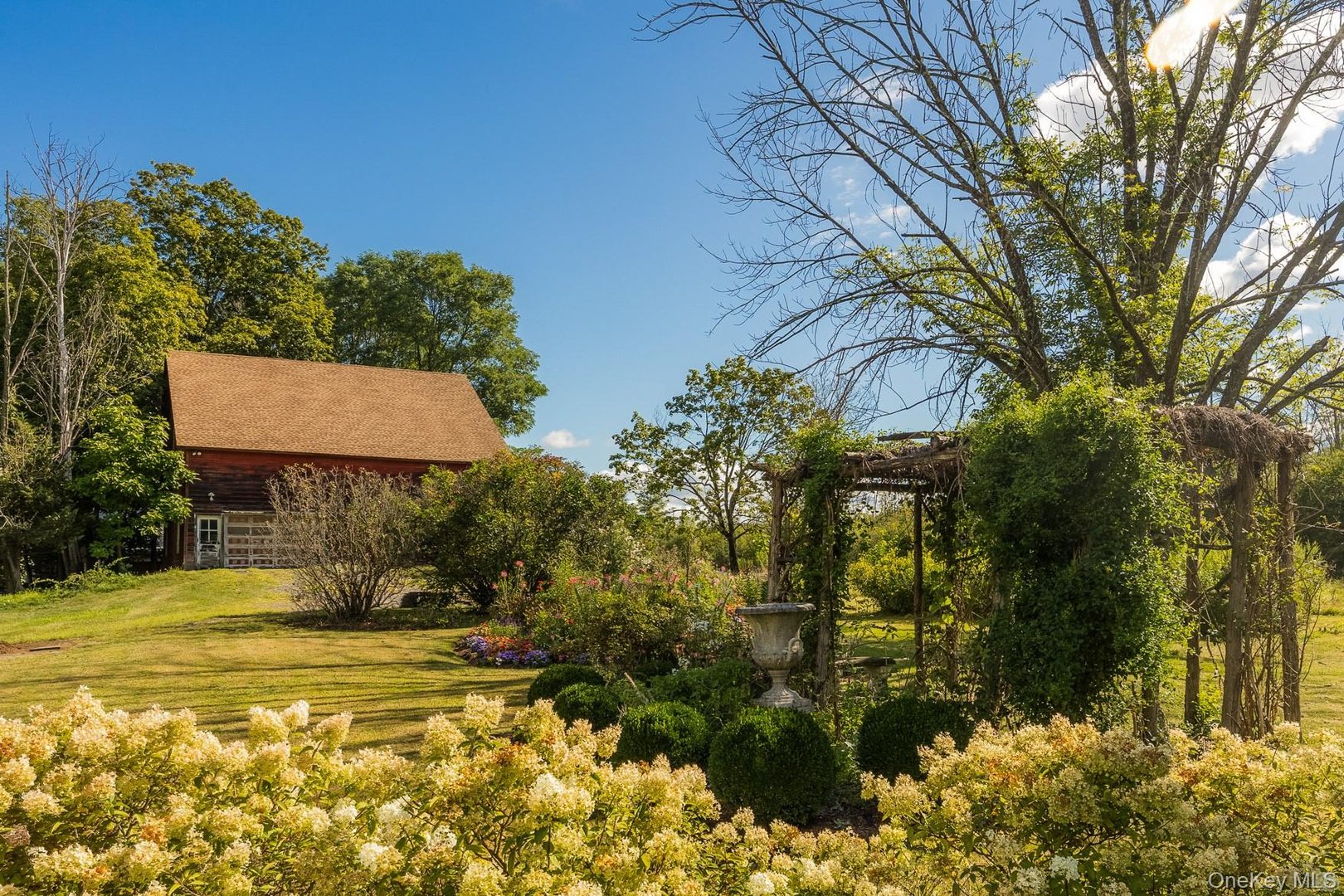 1281 Woods Road Photo 32