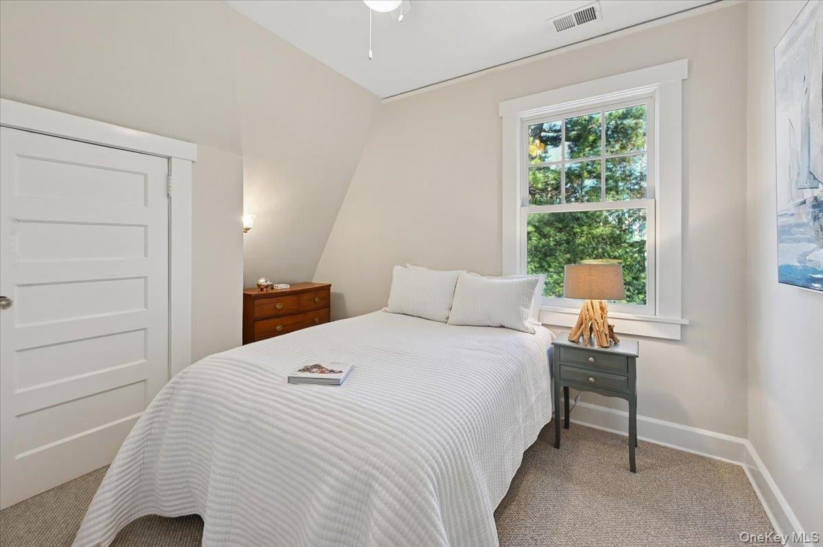 31 Emerson Road Photo 27