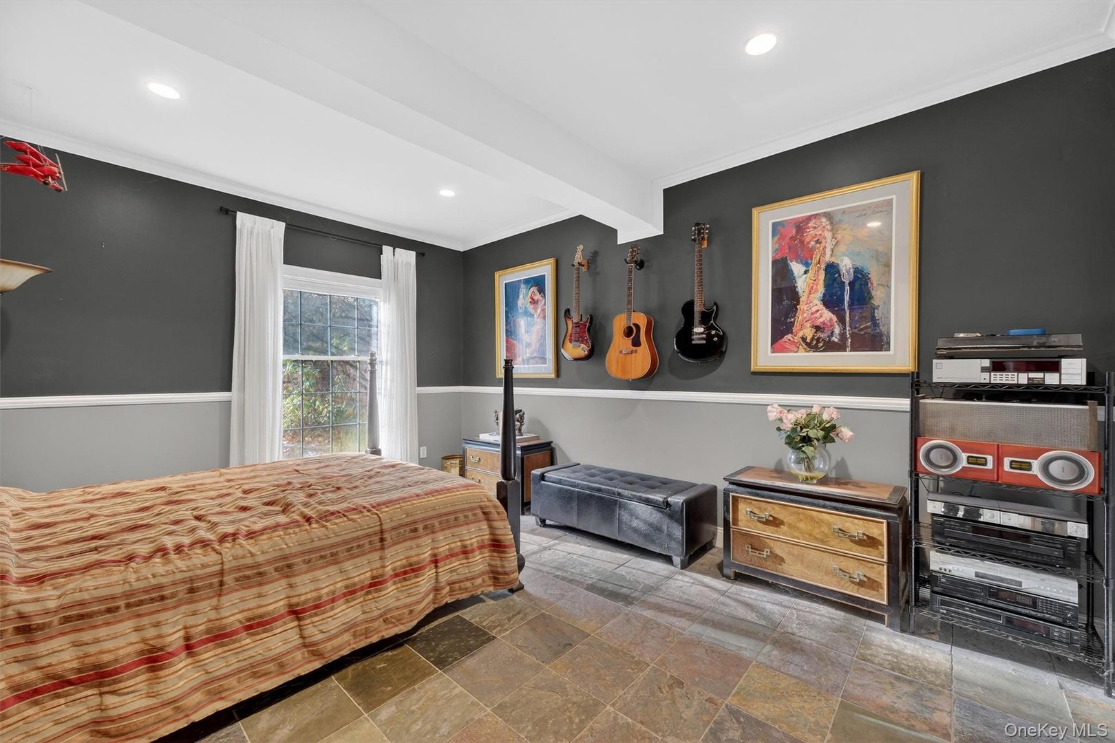 57 Hilltop Drive Photo 33