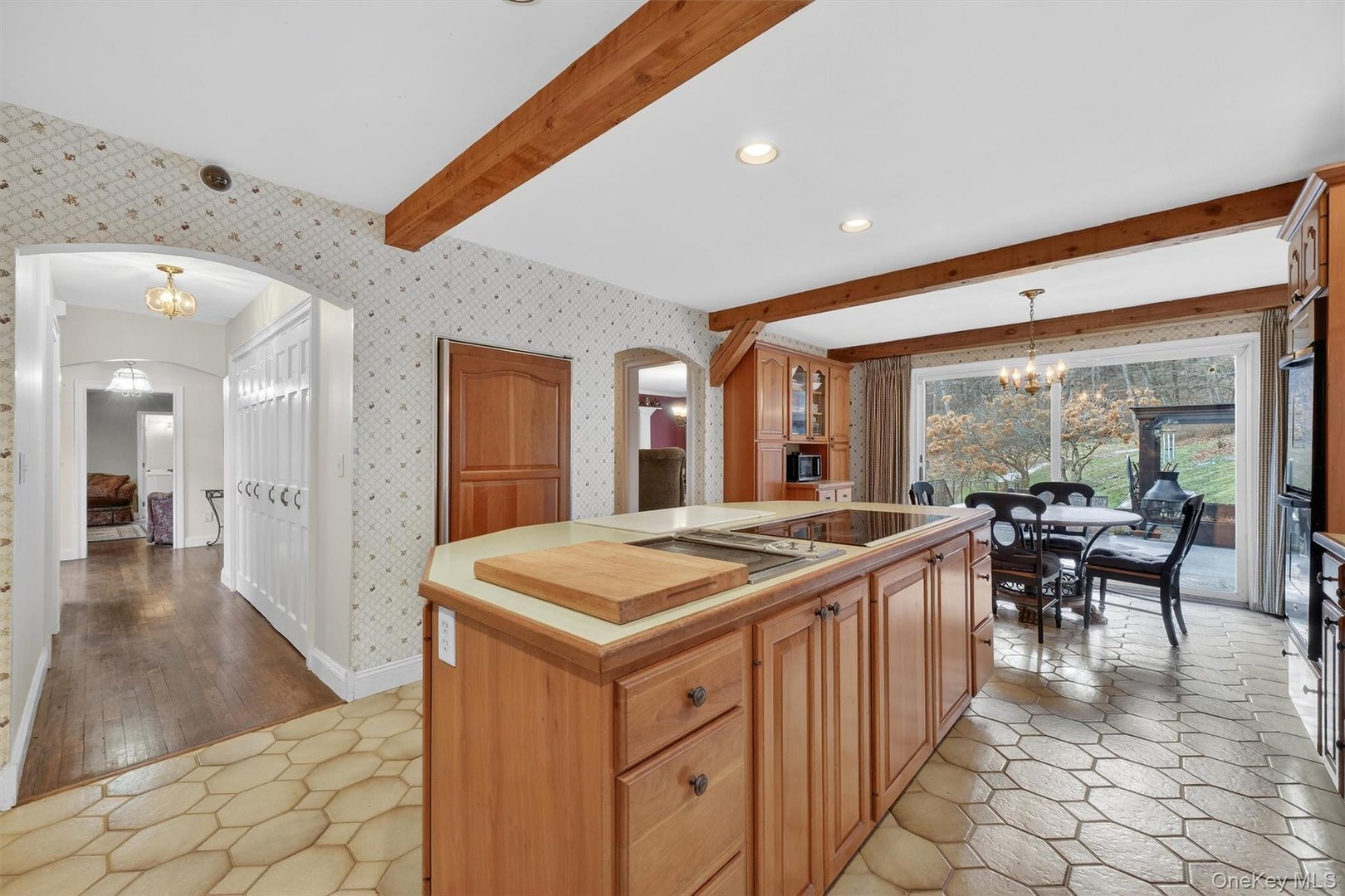 57 Hilltop Drive Photo 17