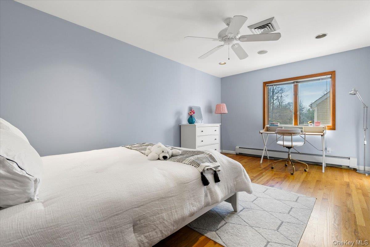 174 Lawrence Avenue Photo 21