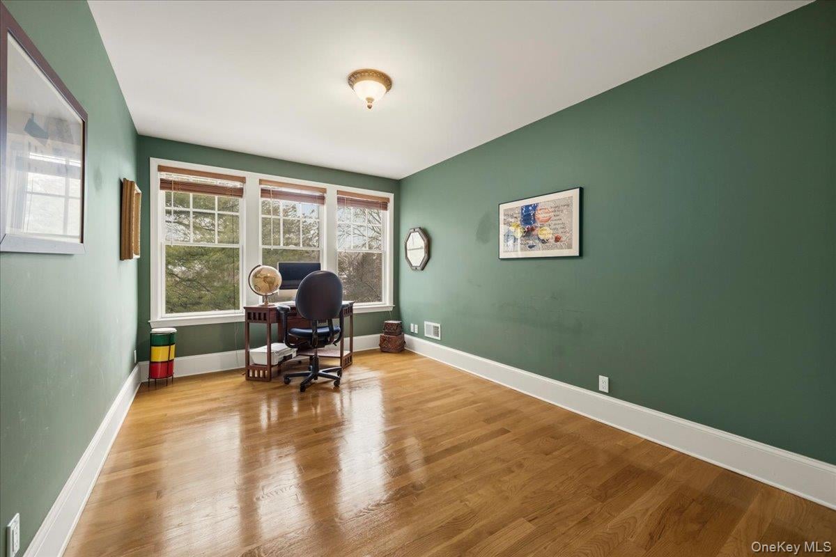 10 Old Jackson Avenue  #48 Photo 17