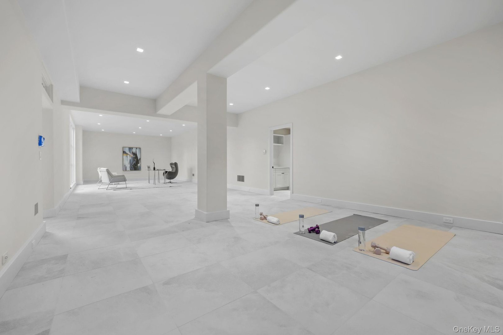 2 Barry Court Photo 30