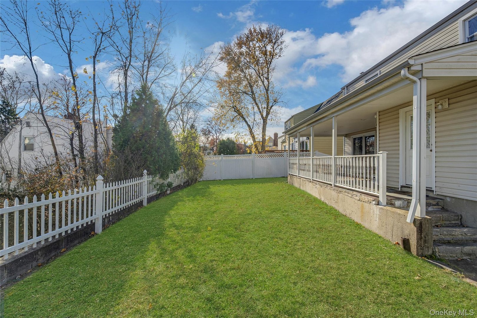 15 Andrew Road Photo 20