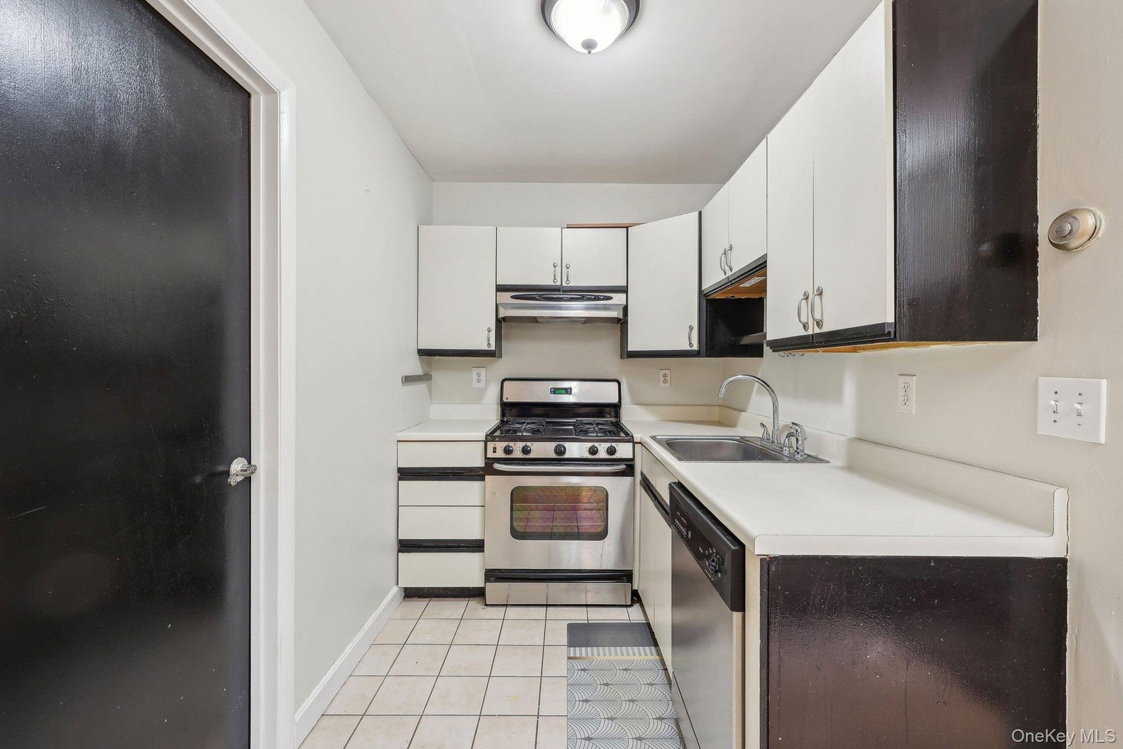 215 Washington Street  #19 Photo 15