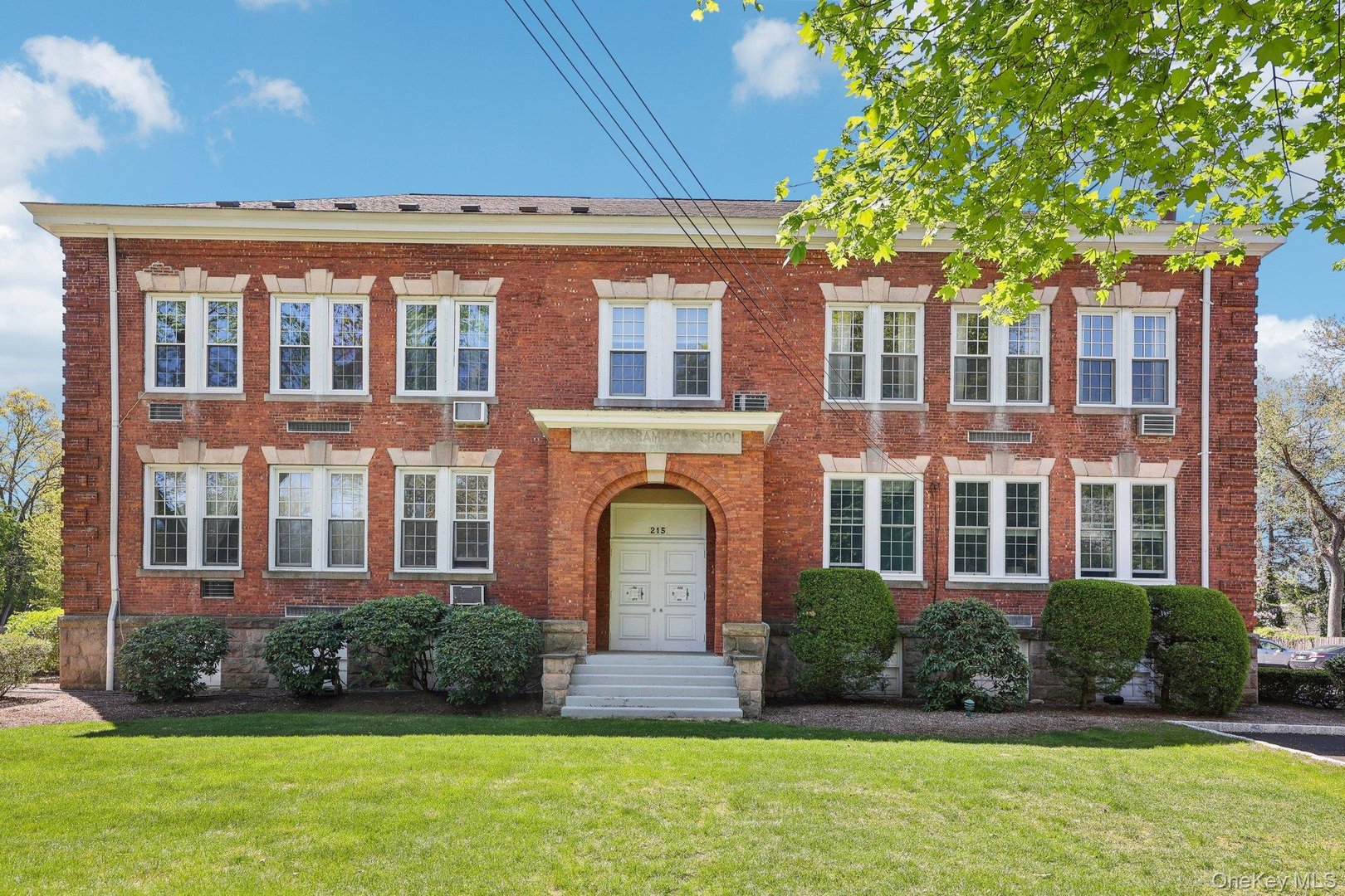 215 Washington Street  #19 Photo 1