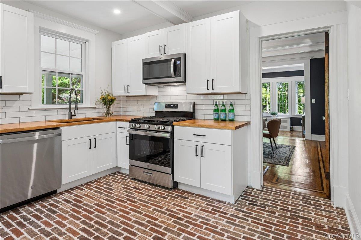 27 Dorchester Avenue Photo 18