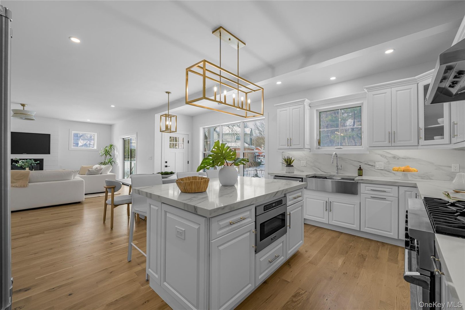 41 Betsy Brown Road Photo 8