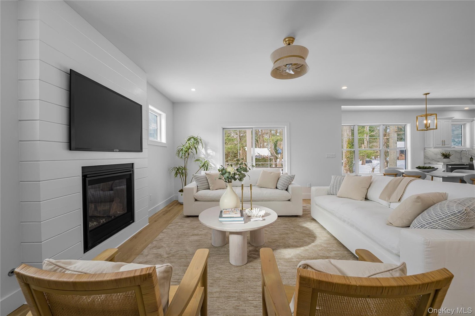 41 Betsy Brown Road Photo 11