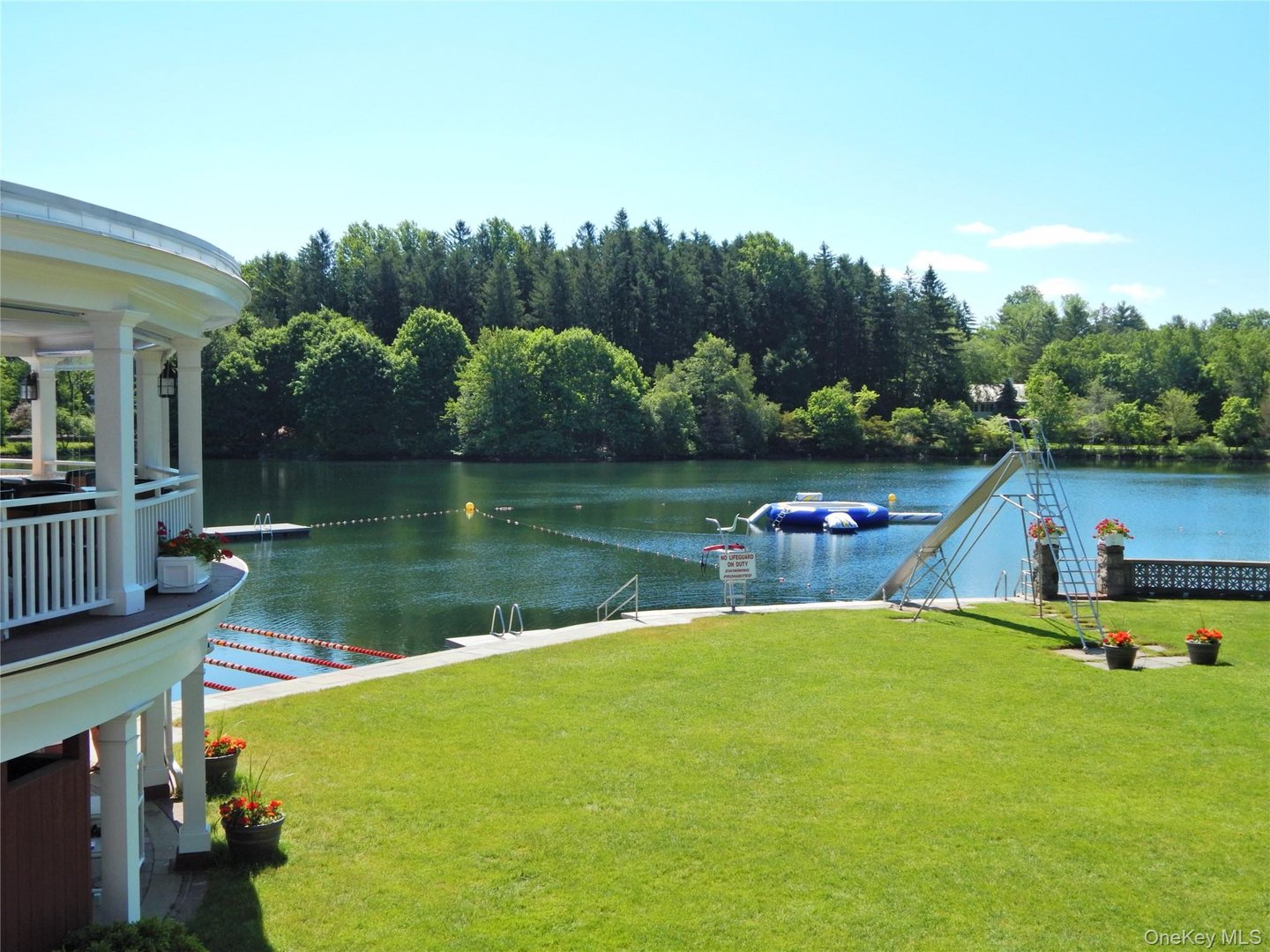 6 Spruce Hollow Photo 38