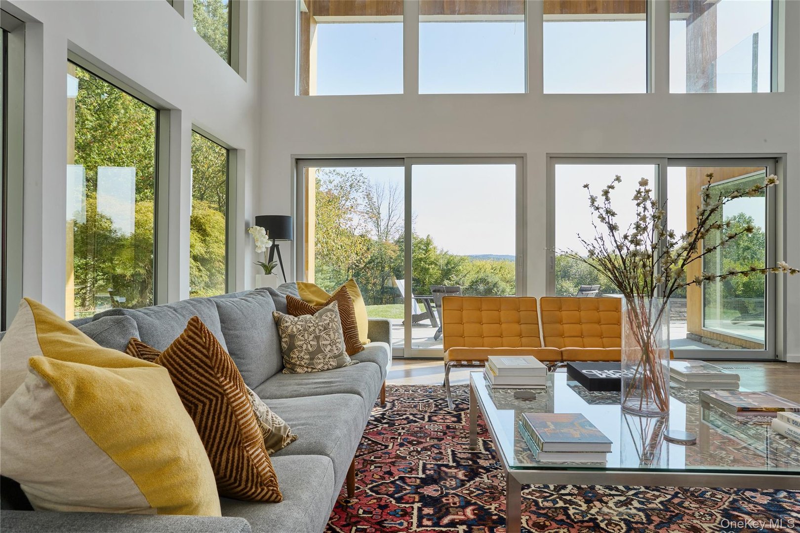 33 Ford Road Photo 7