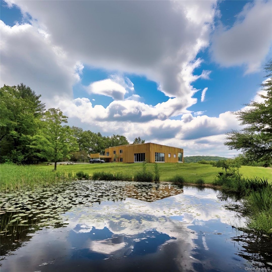 33 Ford Road Photo 22