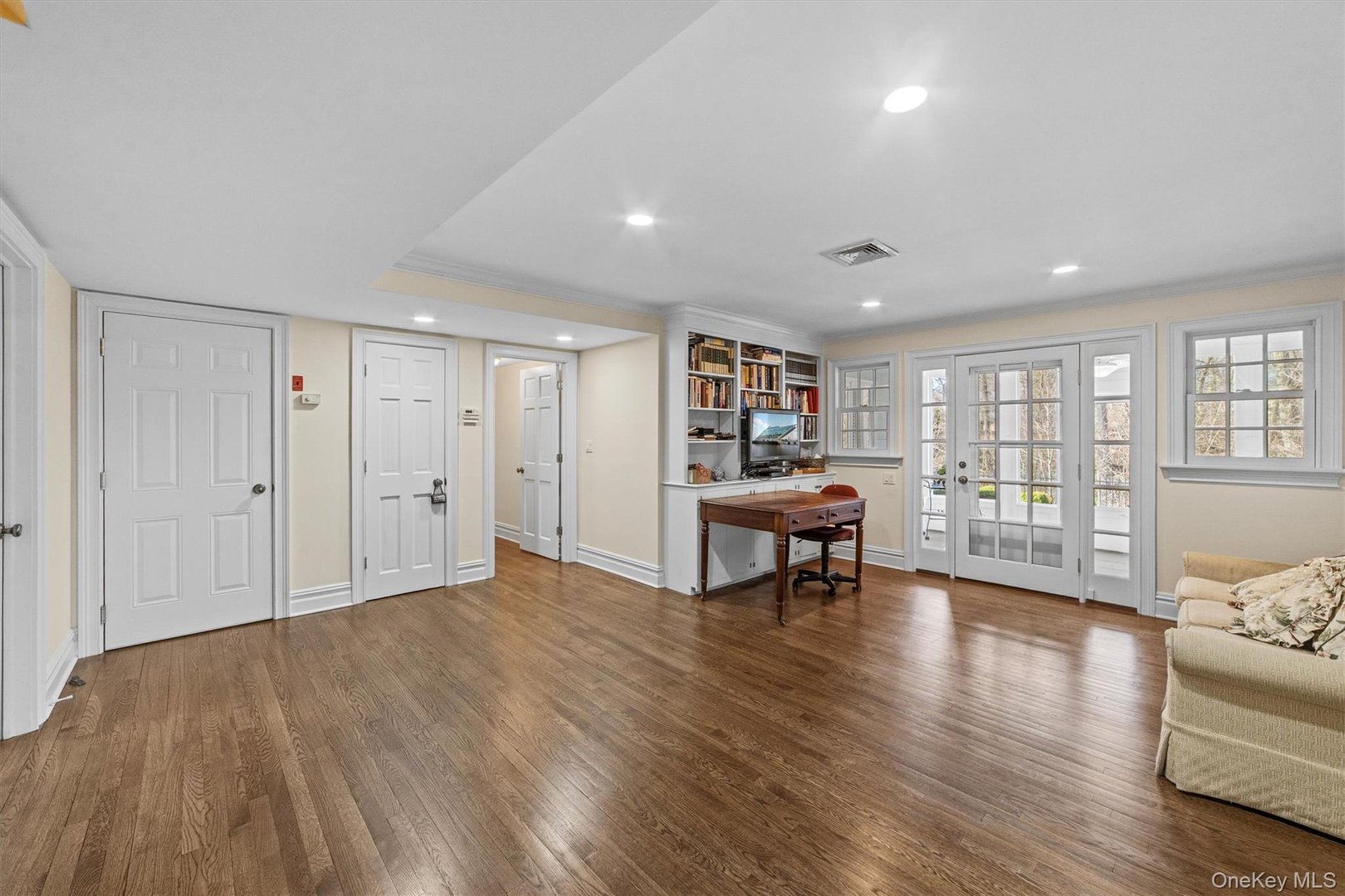 52 Oakledge Road Photo 27