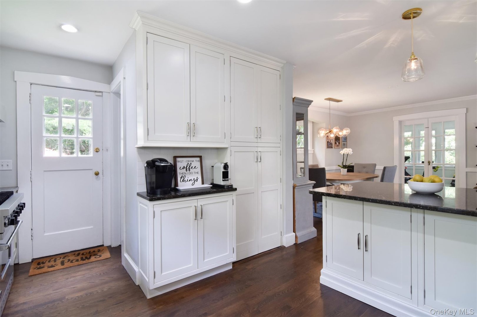 162 Ellison Avenue Photo 8