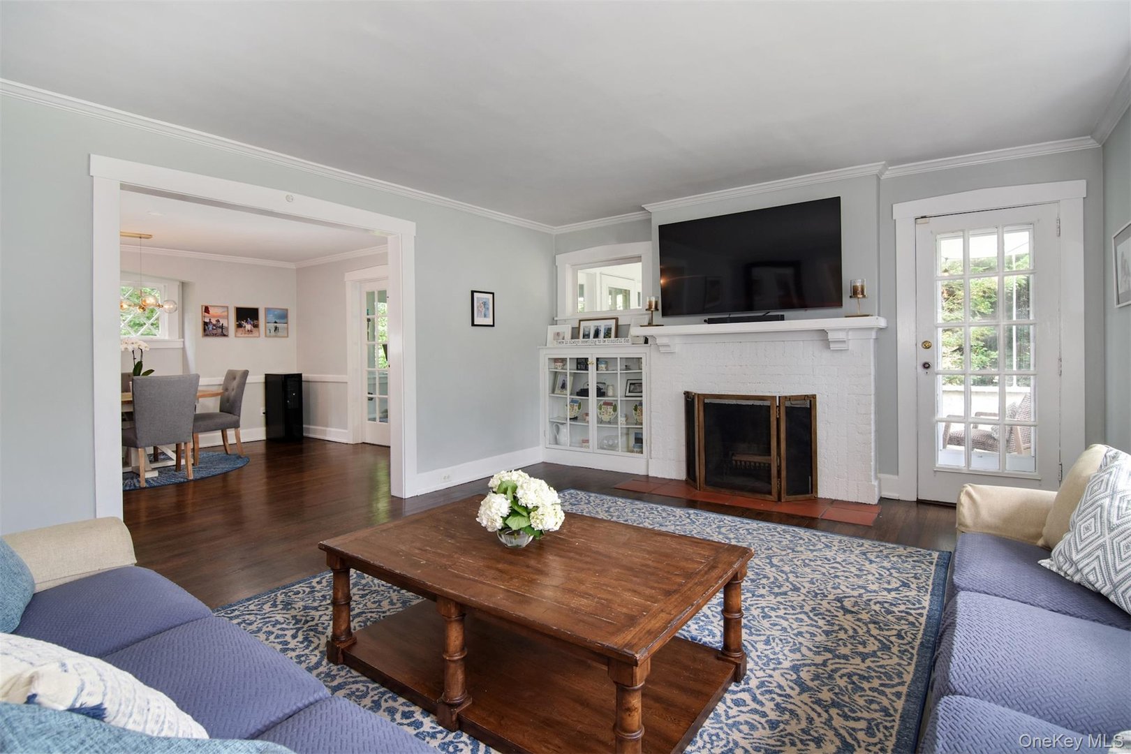 162 Ellison Avenue Photo 4