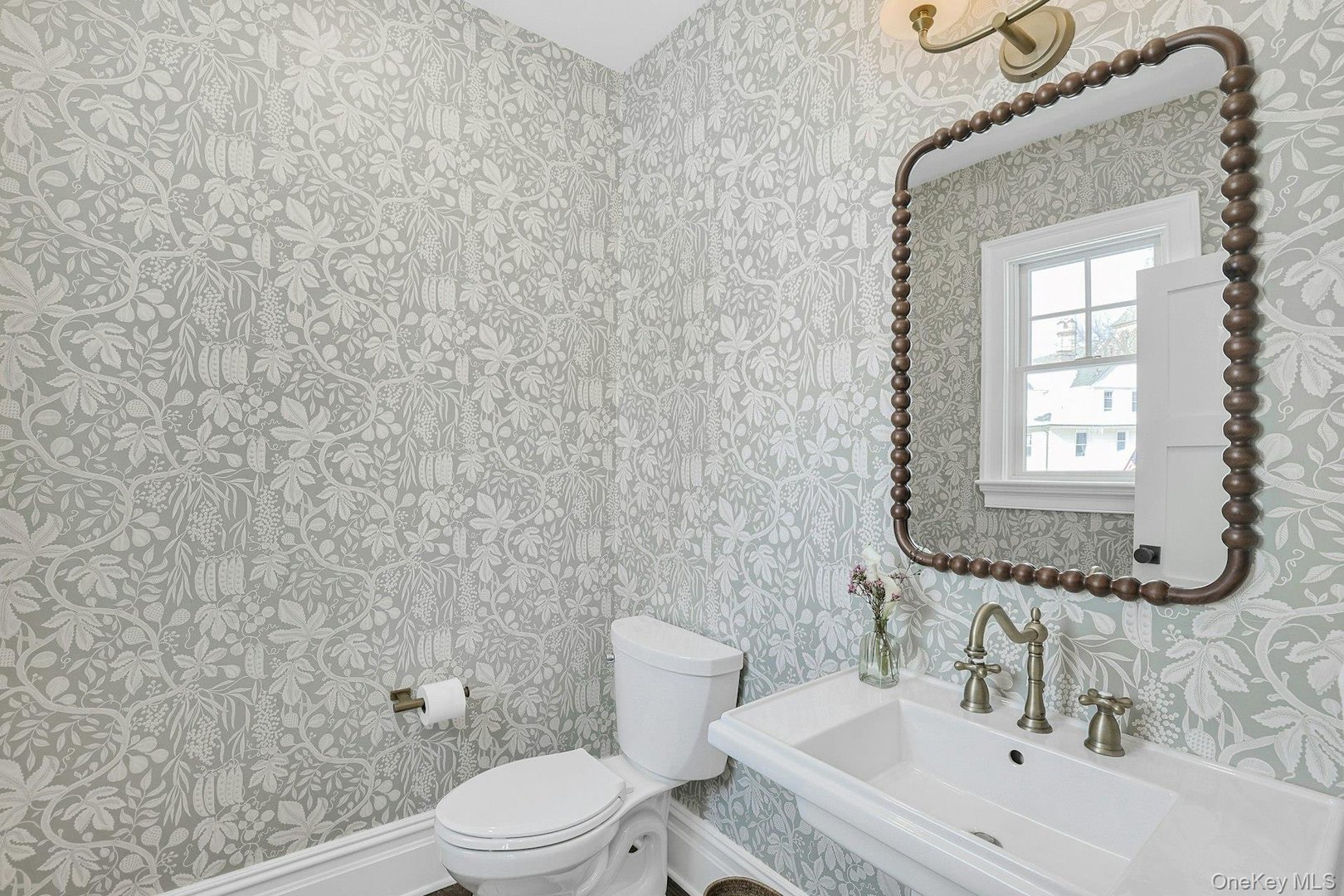 5 Henry Street Photo 13