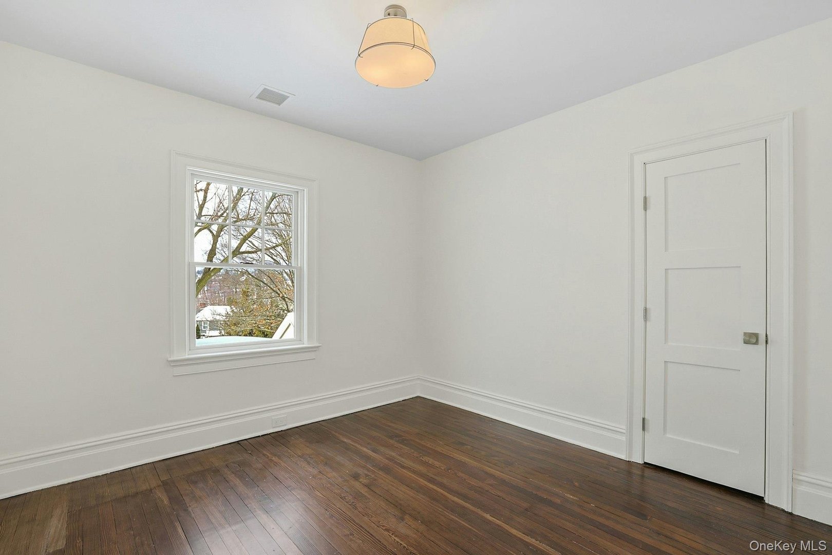 5 Henry Street Photo 25