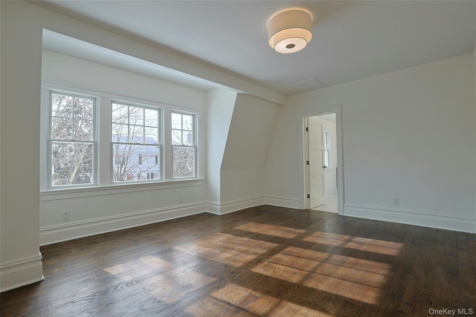 5 Henry Street Photo 17