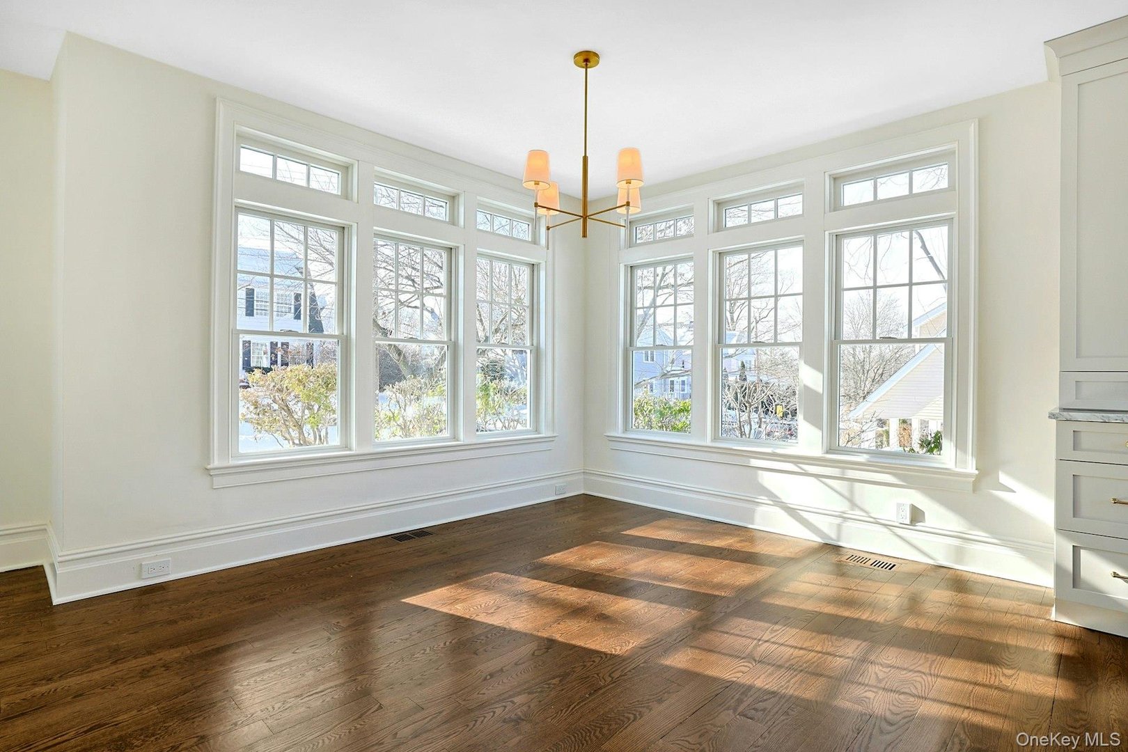 5 Henry Street Photo 6