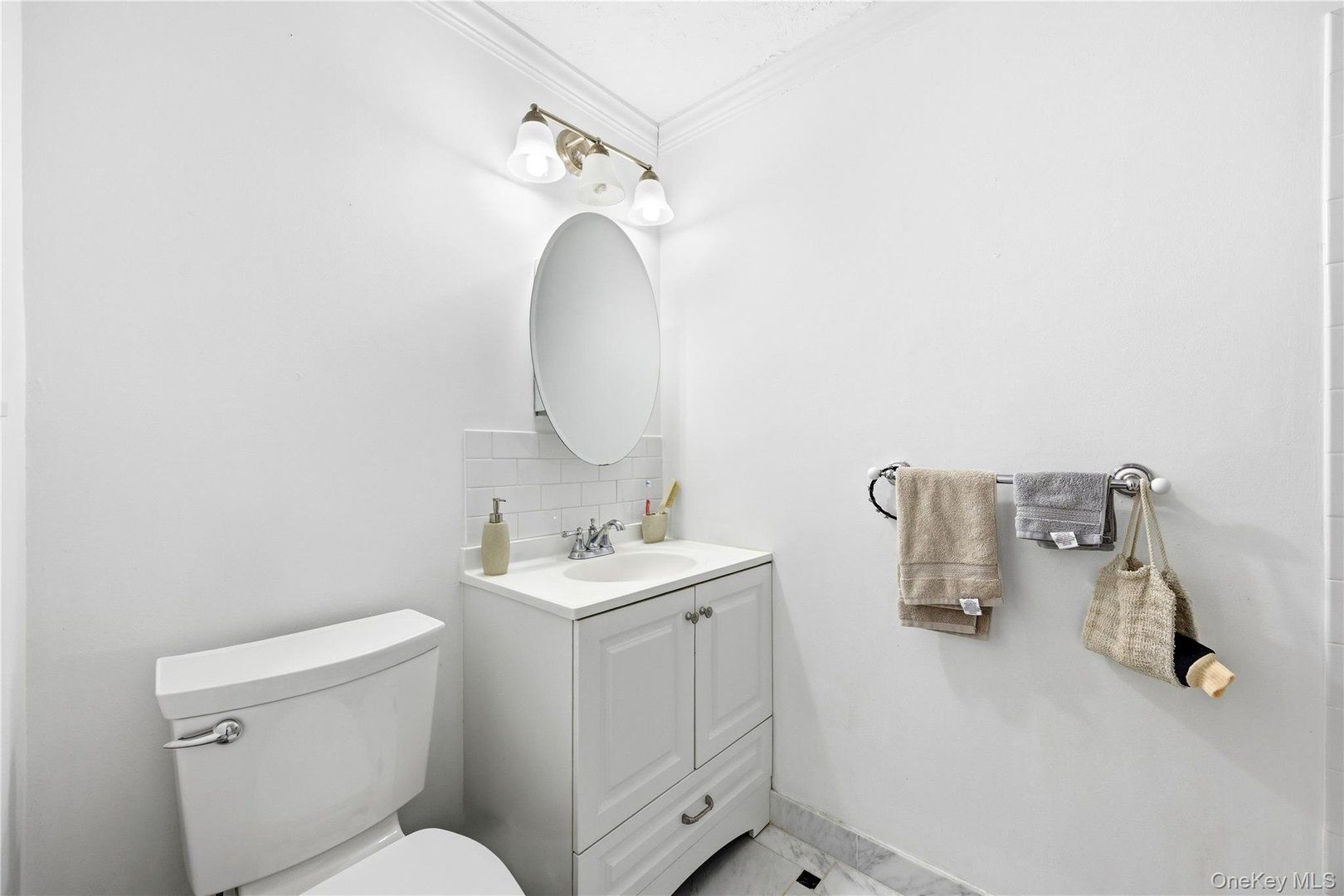 1005 Colony Drive Photo 21