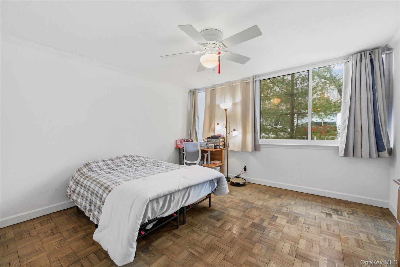 1005 Colony Drive Photo 23