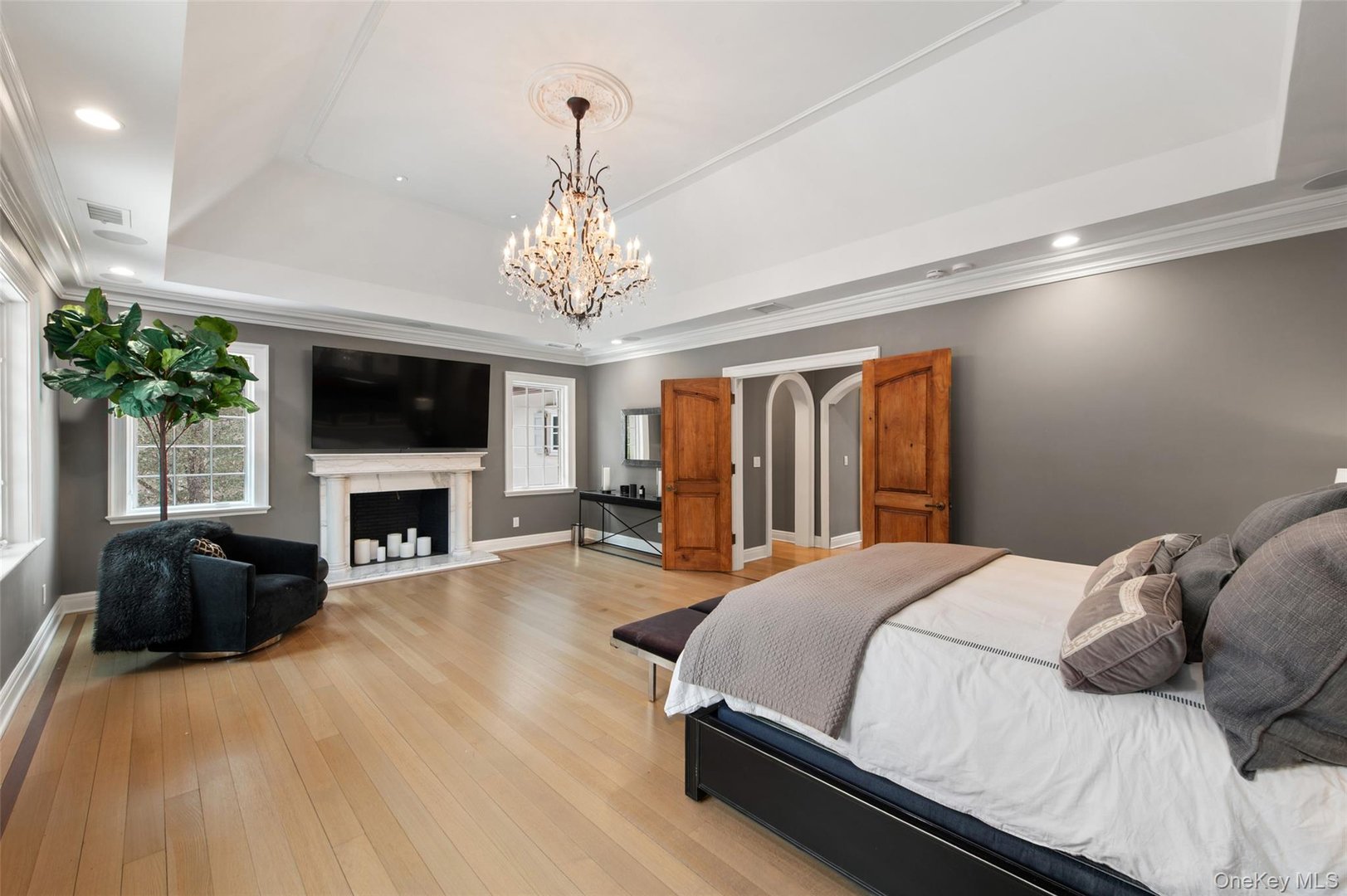 4 Cowdray Park Drive Photo 18