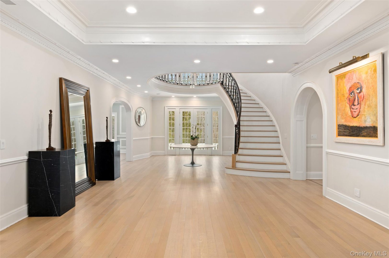 4 Cowdray Park Drive Photo 5