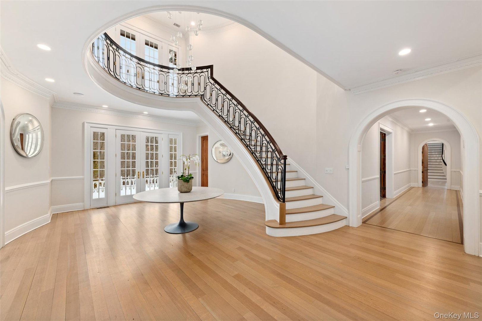 4 Cowdray Park Drive Photo 4