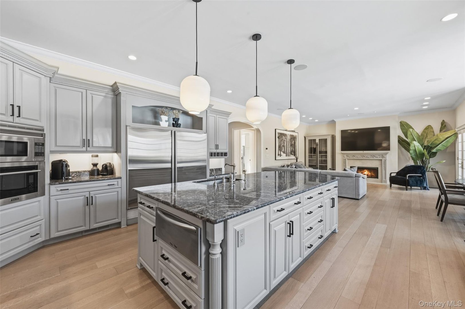 4 Cowdray Park Drive Photo 14