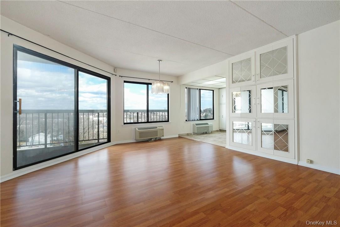 400 High Point  #Penthouse 4 Photo 6