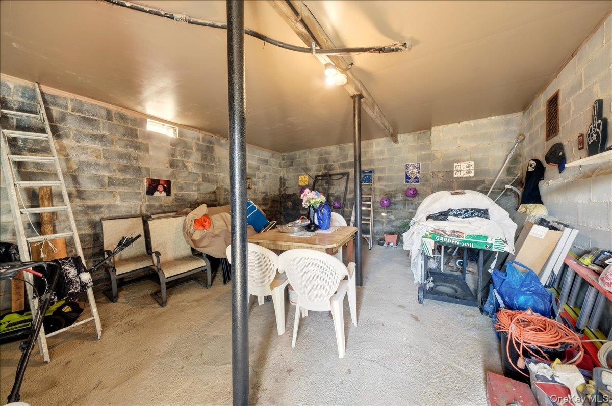 65 Skymeadow Place Photo 28