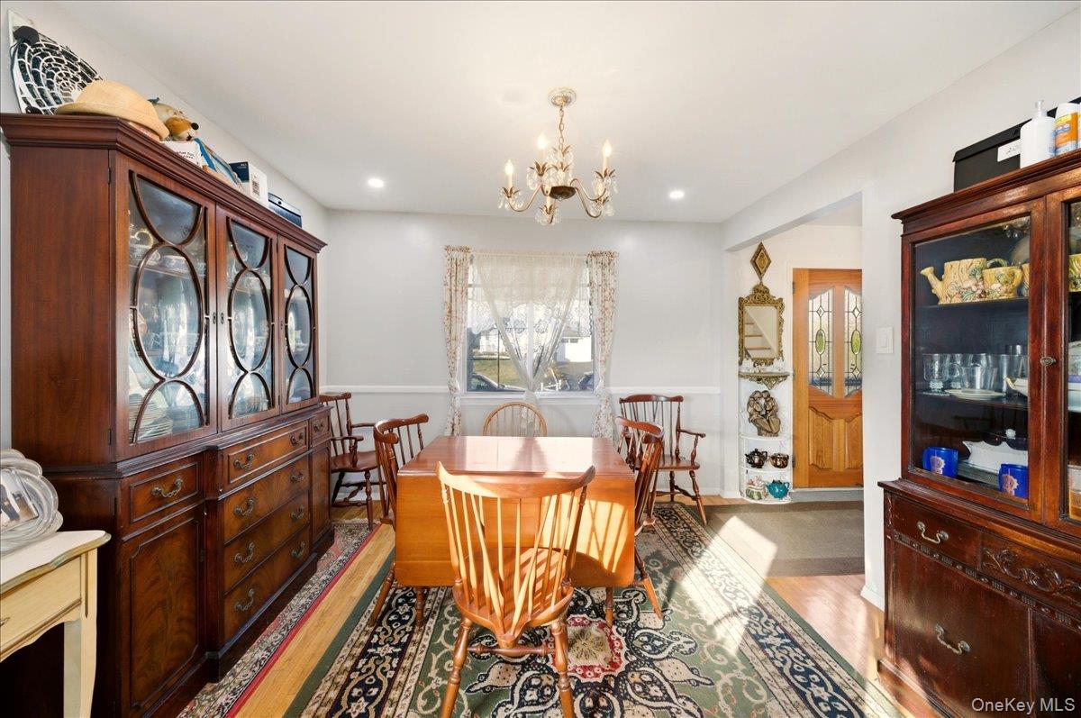 65 Skymeadow Place Photo 8