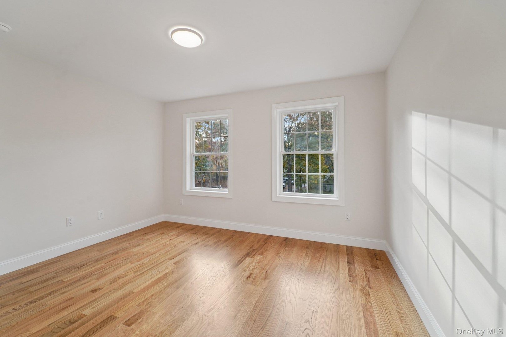 255 Congers Road Photo 32