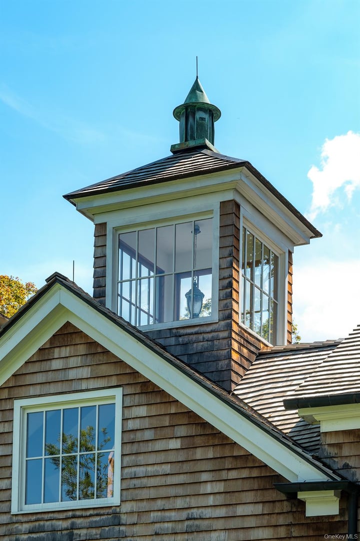 11 Carriage House Road Photo 4