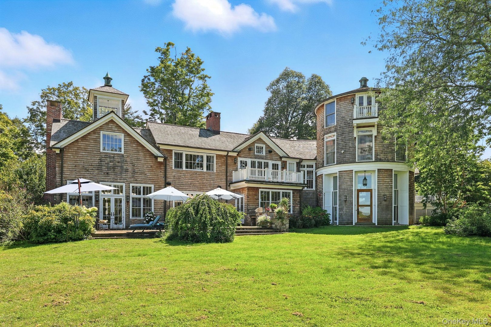 11 Carriage House Road Photo 1