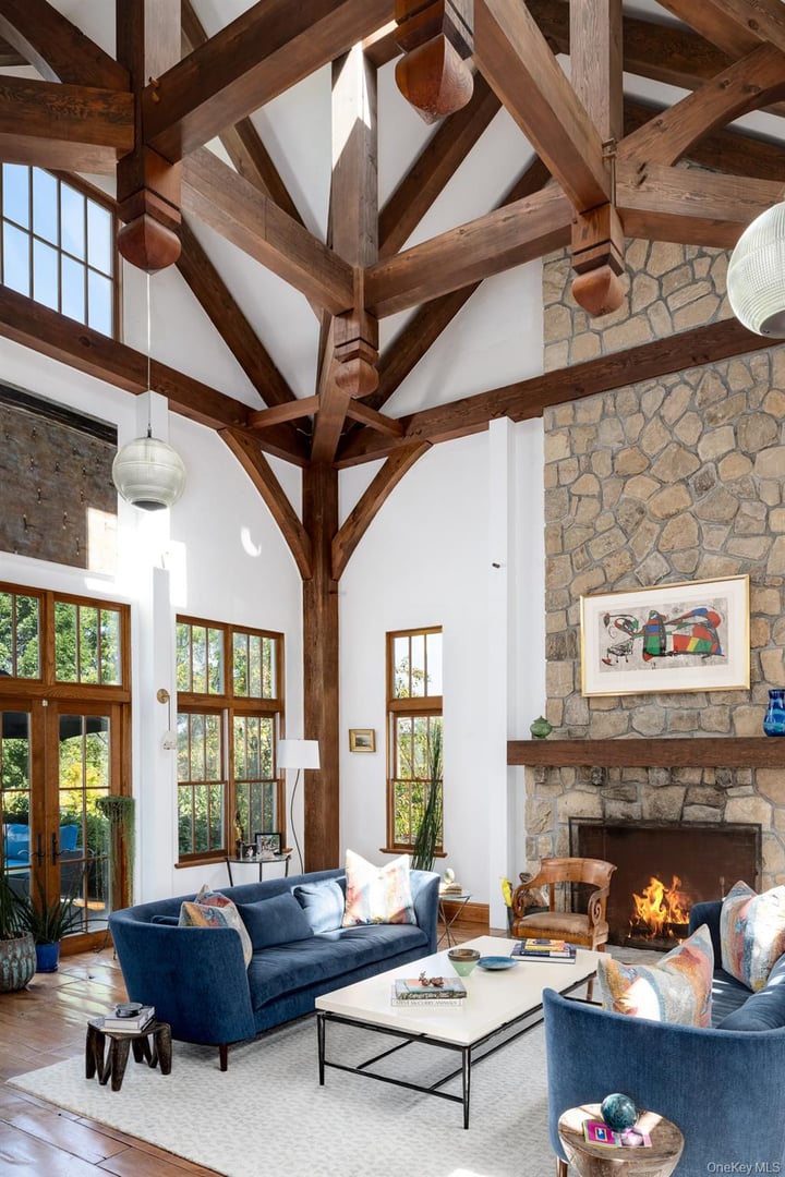 11 Carriage House Road Photo 15