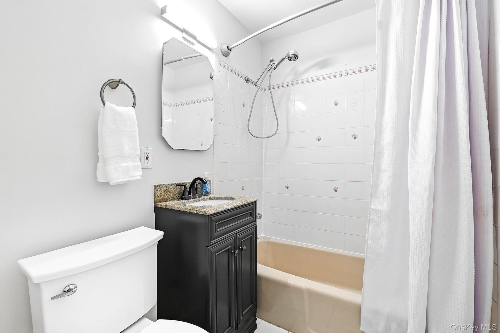 348 Central Park Avenue  #C15 Photo 19