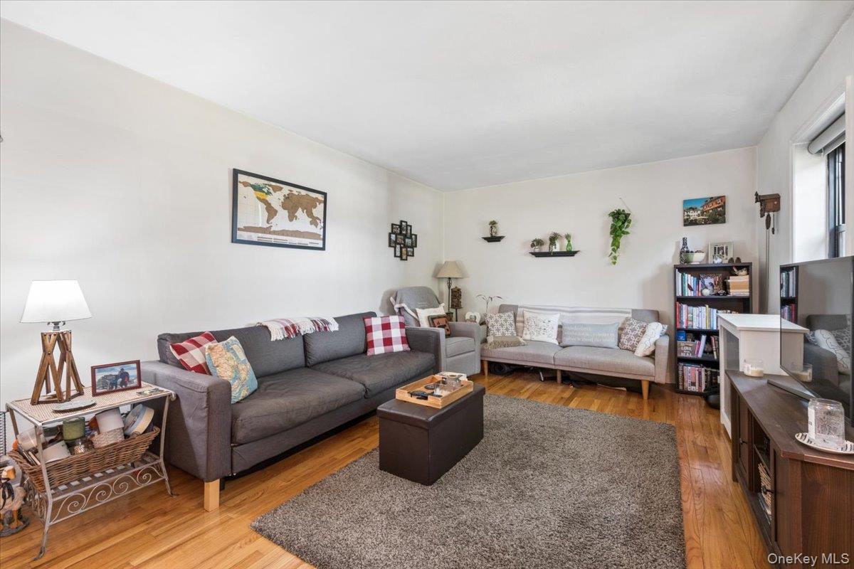 14 Manchester Road  #2L Photo 12