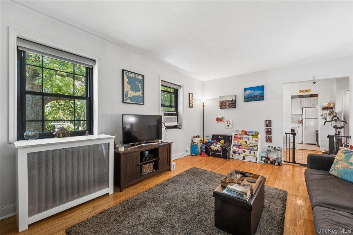 14 Manchester Road  #2L Photo 13