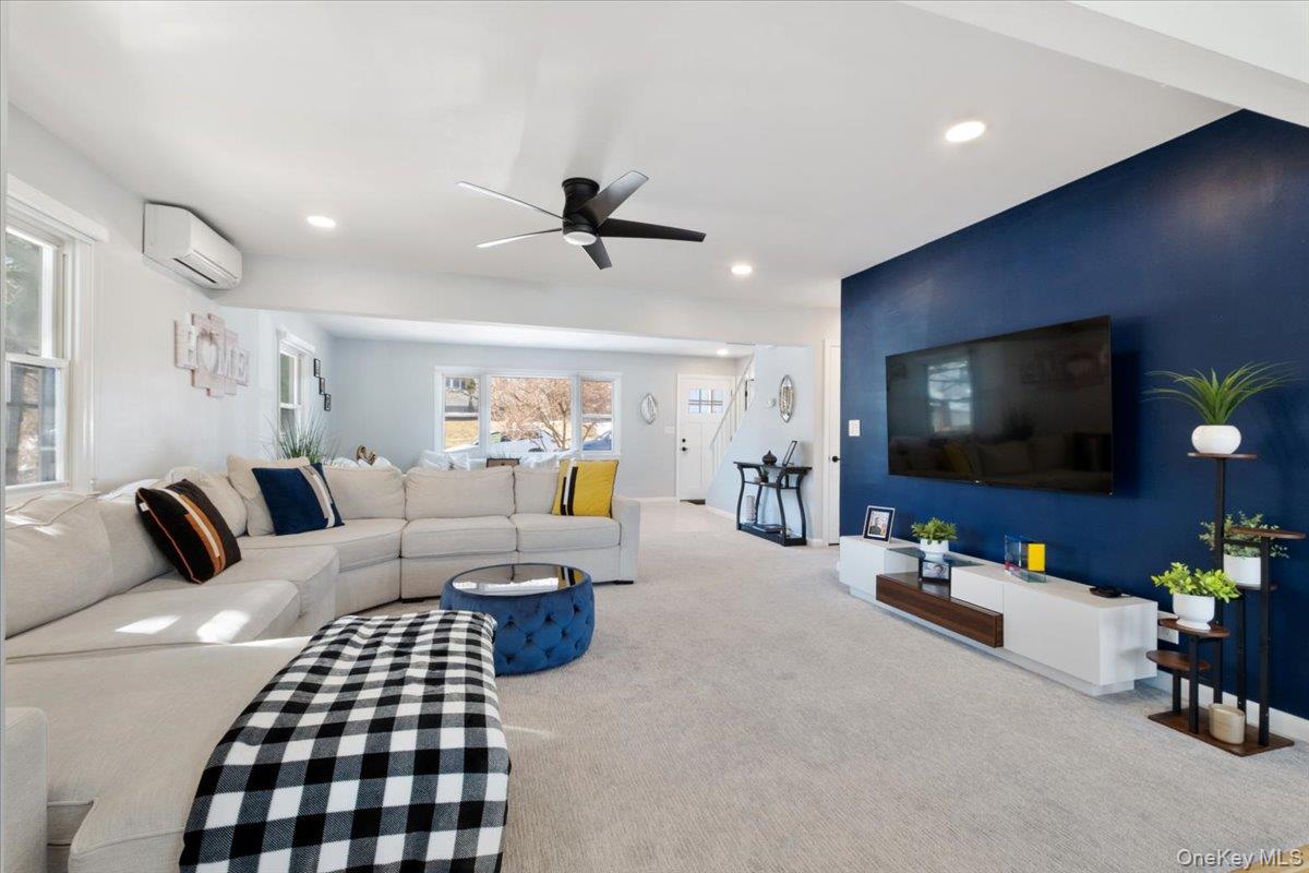 87 Center Street Photo 13